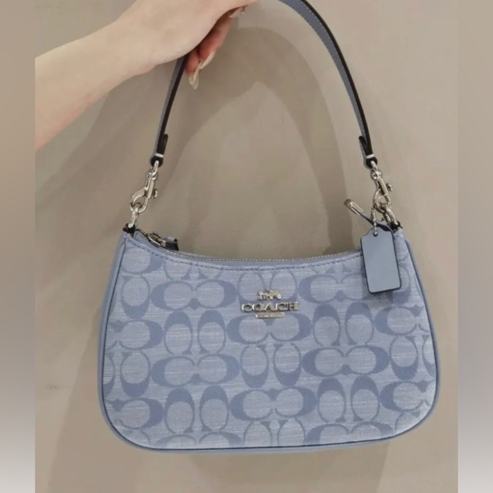 Blue coach Teri shoulder bag - Picture 2 of 3